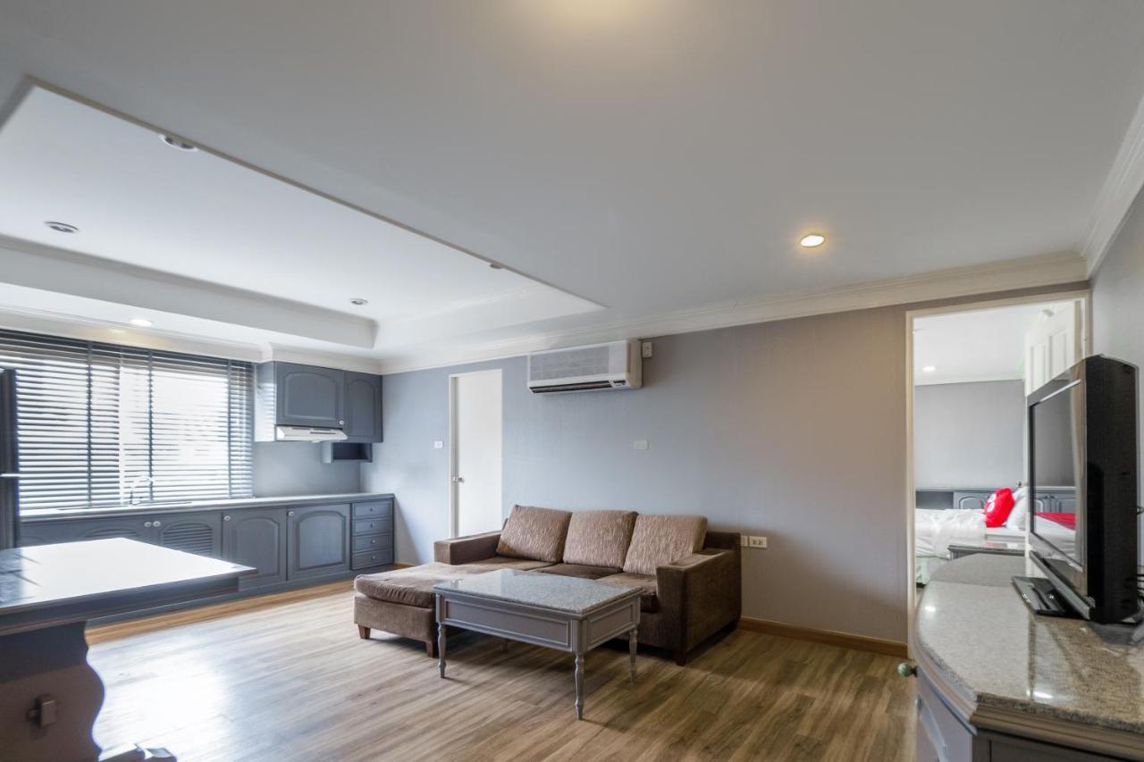 Oyo 1042 Boon'S Residence Bangkok Exterior photo