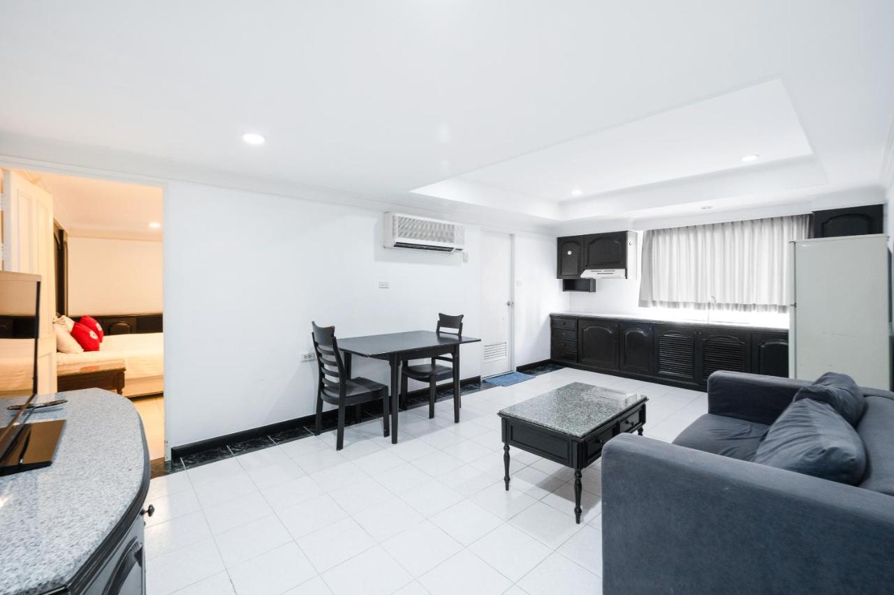 Oyo 1042 Boon'S Residence Bangkok Exterior photo
