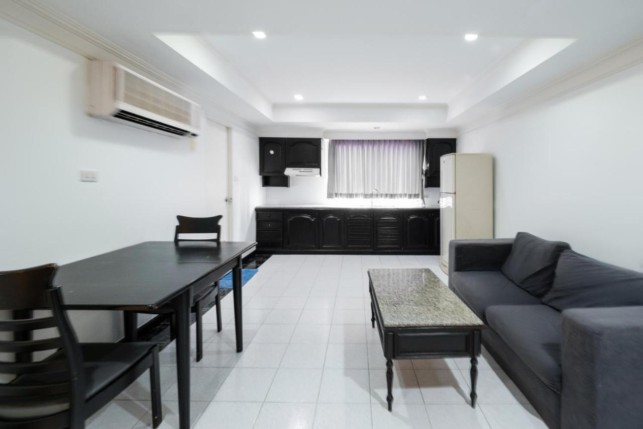 Oyo 1042 Boon'S Residence Bangkok Exterior photo